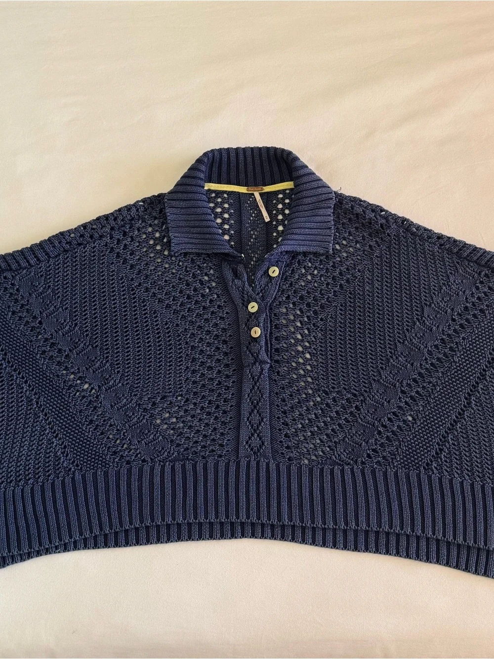 NWOT Free People oversized chunky slate blue crop top sweater size medium.
